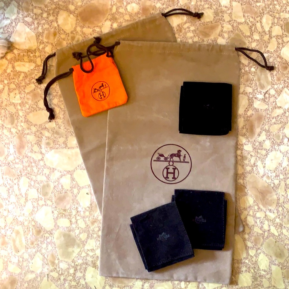 AUTHENTIC HERMES dusters        set of 6